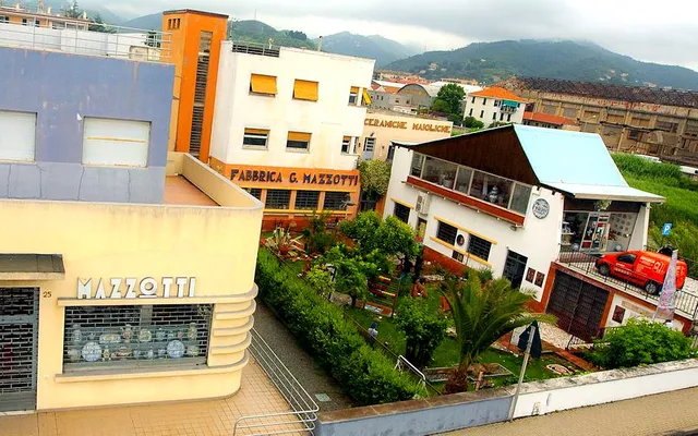 Ceramiche Giuseppe Mazzotti 1903 di Tullio Mazzotti