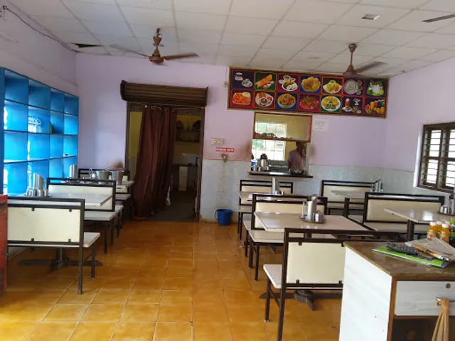 Sri Mookambika Hotel Halkal( pure Veg)