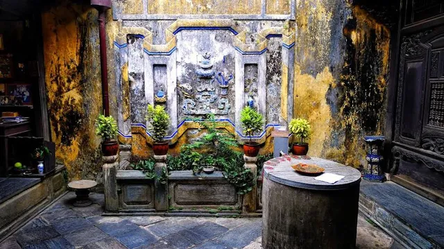 Old House of Tan Ky