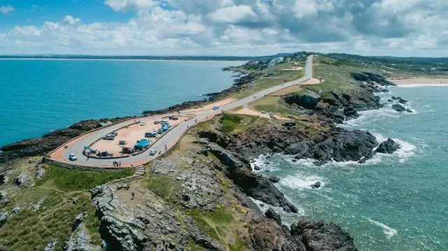 Punta Ballena Lookout Point