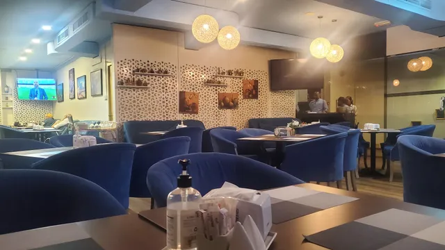 Lido Restaurant & Cafe مطعم و مقهى ليدو