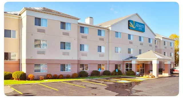 Quality Inn Brooklyn Center