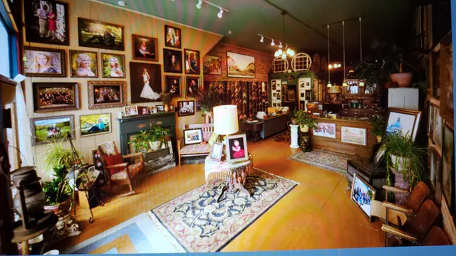 First City Photo & Frames