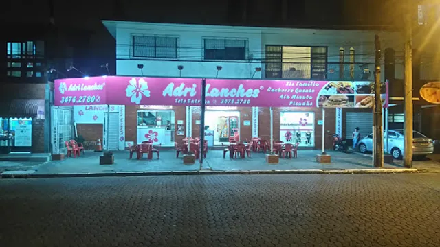 Adri Lanches
