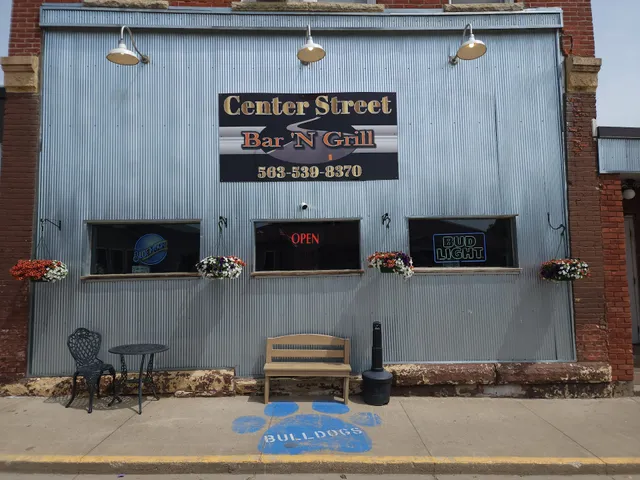 Center Street Bar & Grill