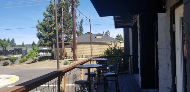 Big E's Sports Bar and Grill