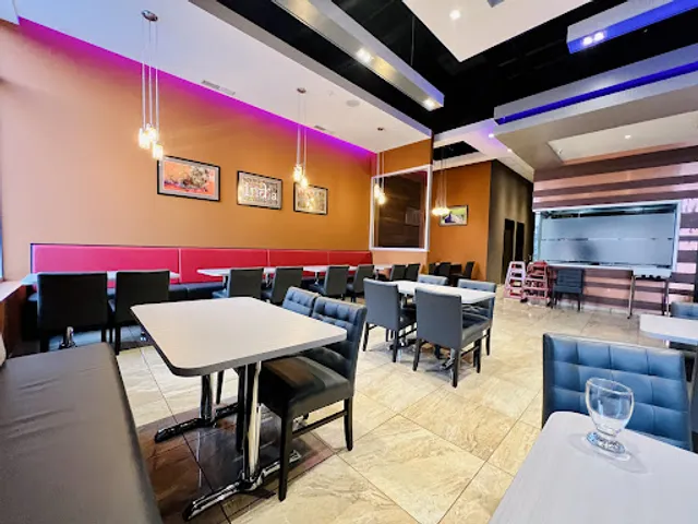 Hungry Head Bar & Grill