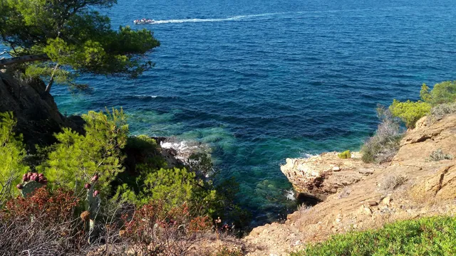 Plage Naturiste du Layet: FNI FKK