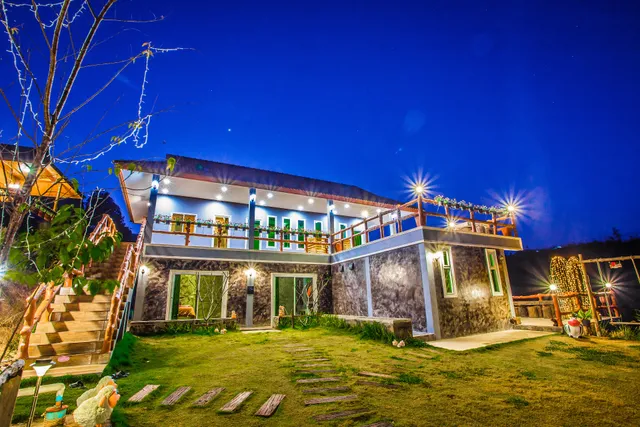 Tara Hill Khao Kho Resort