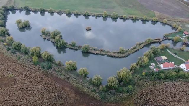 Tüskevár Horgásztó