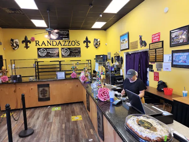 Randazzo's Camellia City Bakery