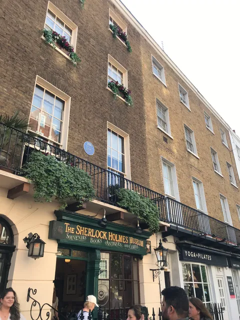 Plaque: Sherlock Holmes