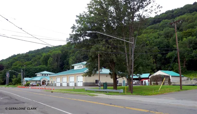 Dickinson Town Court