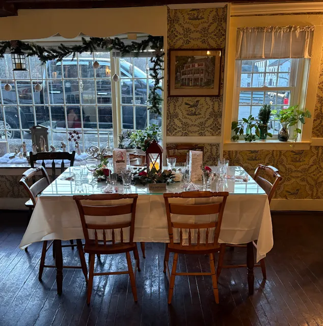 Old Riverton Inn and The Royal Coachman Tavern