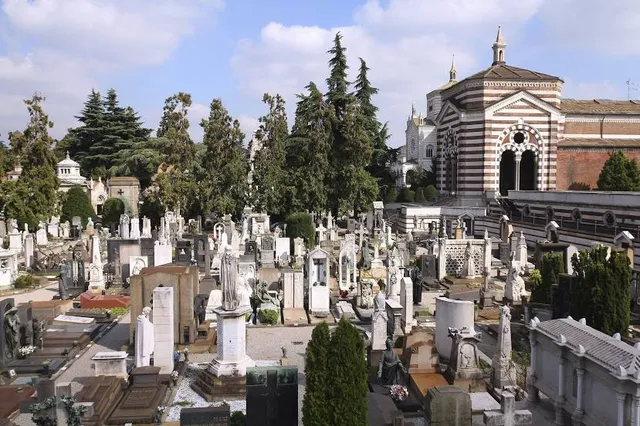 Monumental Cemetery