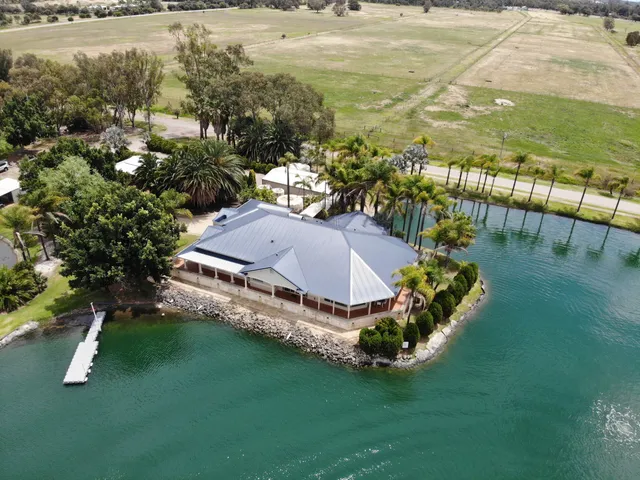 Bonney's WA Water Ski Park