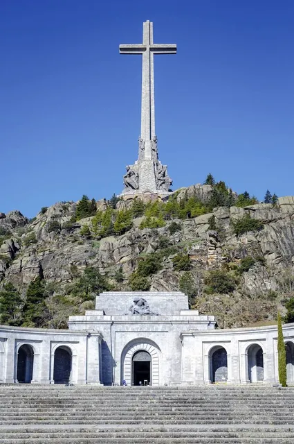 Basílica de la Santa Cruz del Valle de los Caídos