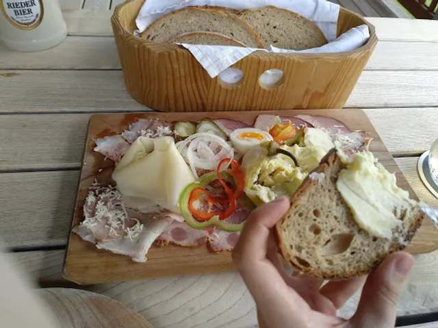 Jausenstation Jenichl Most & mehr