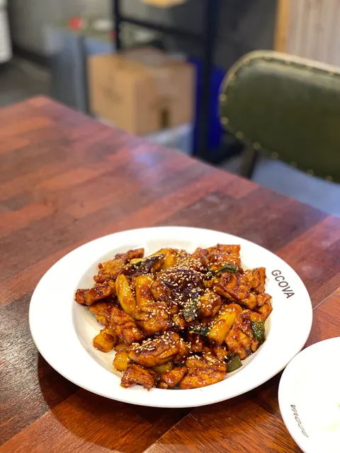 지코바숯불양념치킨