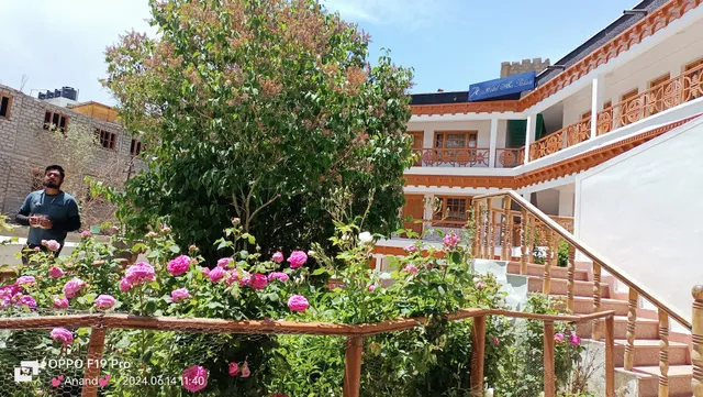 Hotel Abu Palace Leh