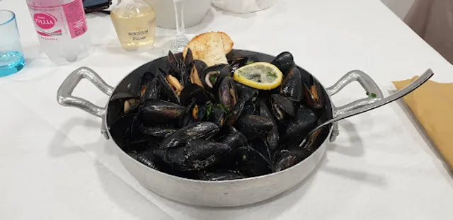 Ristorante di Pesce e Pizzeria FronteMare