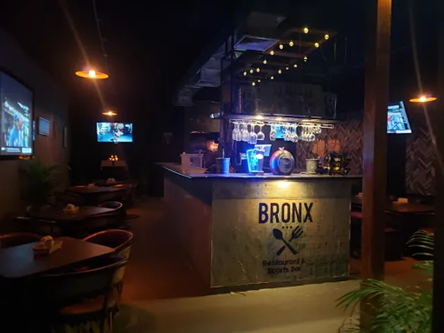 Bronx Resraurant & Sports Bar
