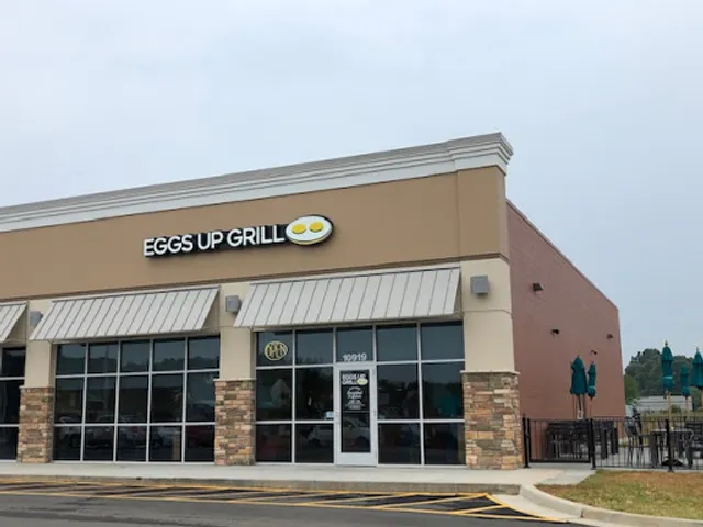 Eggs Up Grill