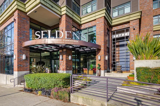 Seldens Designer Home Furnishings