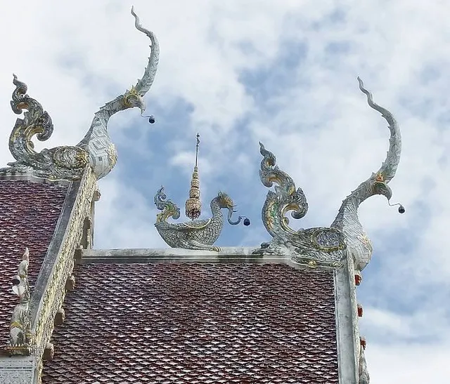 Khruba Sri Wichai Monument (Sinlatham Chao)