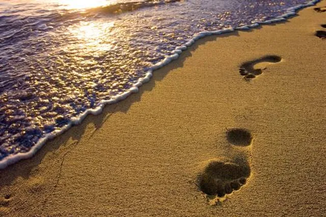 Pasir Putih Carita Pandeglang