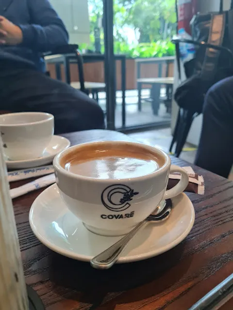 Covare Cafe & Workspace WRT