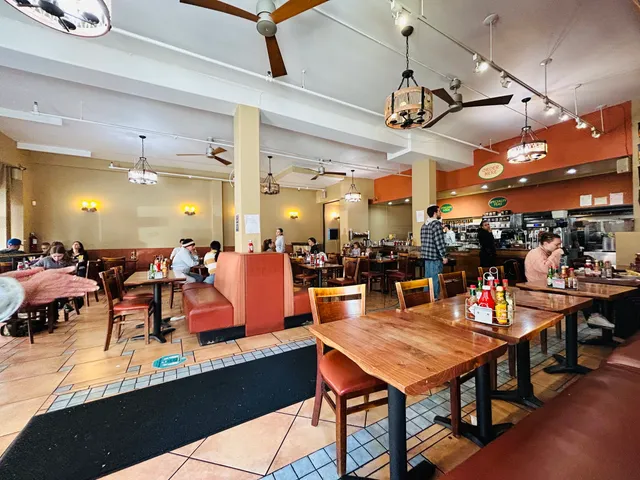 Honey Honey Cafe & Crepery