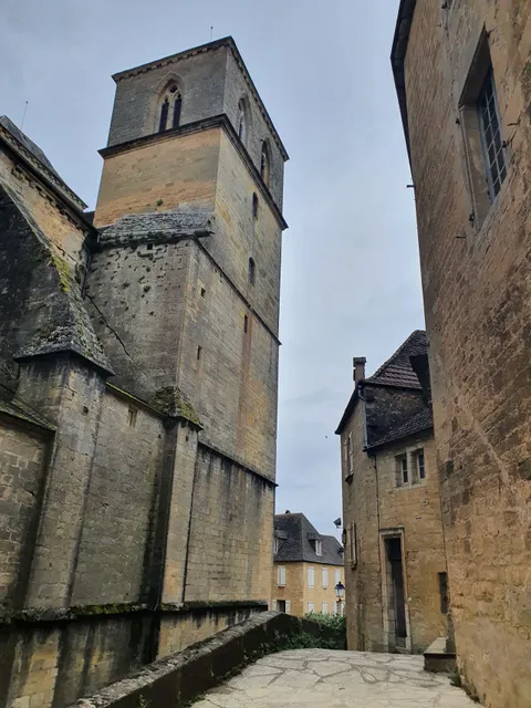 Fortified Church of Saint-Pierre de Gourdon