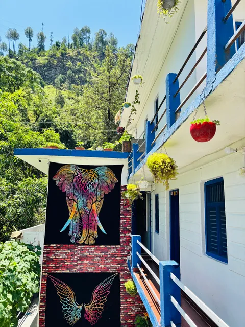 La Riviere Waterfront A Traditional Stay