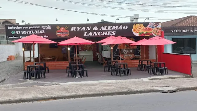 Ryan Lanches