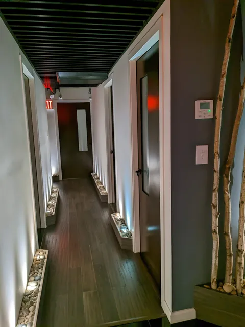 Melt Feathers Spa - UWS, Upper West Side Professional Massage