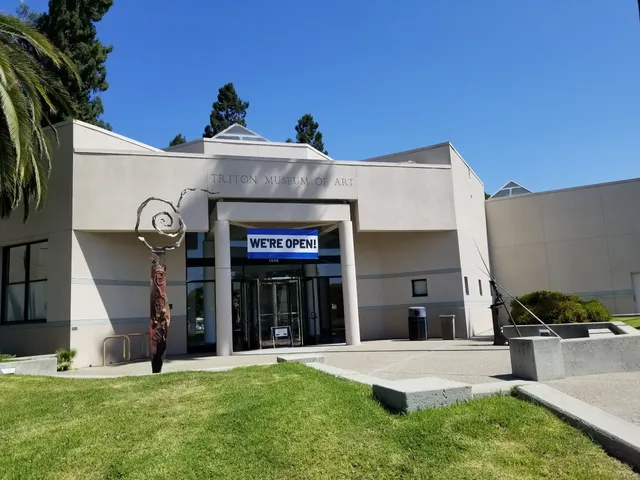 Triton Museum of Art