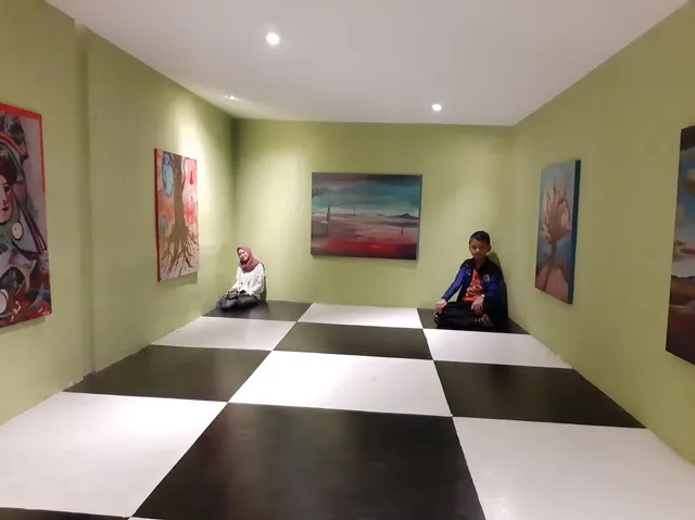 Rumah Ilusi Joe Sandy Cikao Park