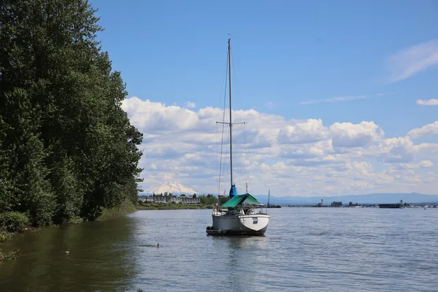 Waterfront Renaissance Trail