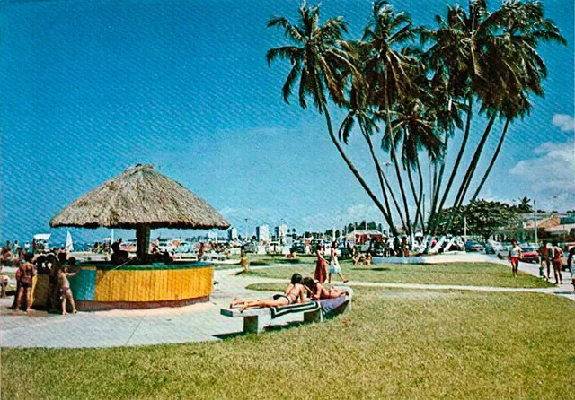 Praia de Sete Coqueiros