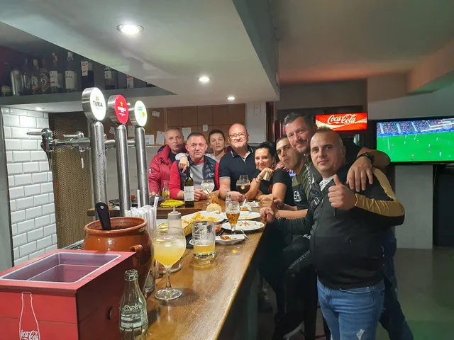 la Tetera de Cobre Bar . Restaurante