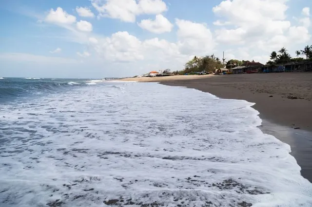 Jalan Pantai Batu Bolong