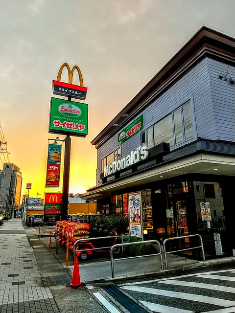 McDonald's Line2 Wakihama