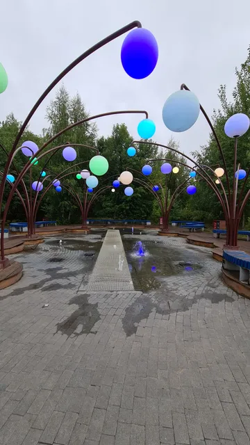 Tantsuyushchiye Fontany