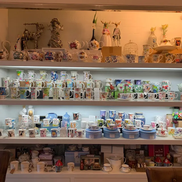 Urge Coffee & Tea Boutique