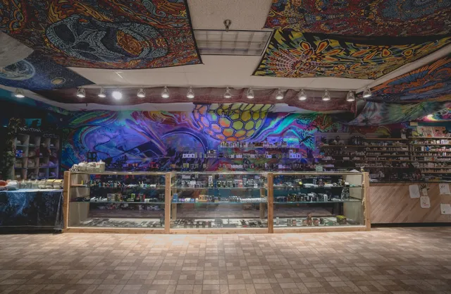 Mysteries Smoke & Vape