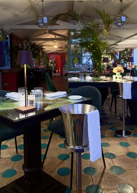 Restaurant @ Villa Carlotta