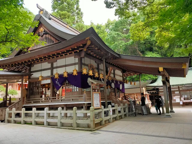 Haiden, Shrine Hall of Worship - Hiraoka Jinja