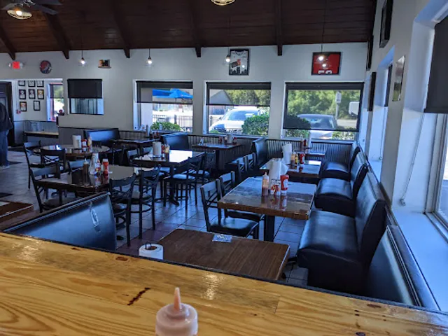 Legends Smokehouse & Grill, LLC