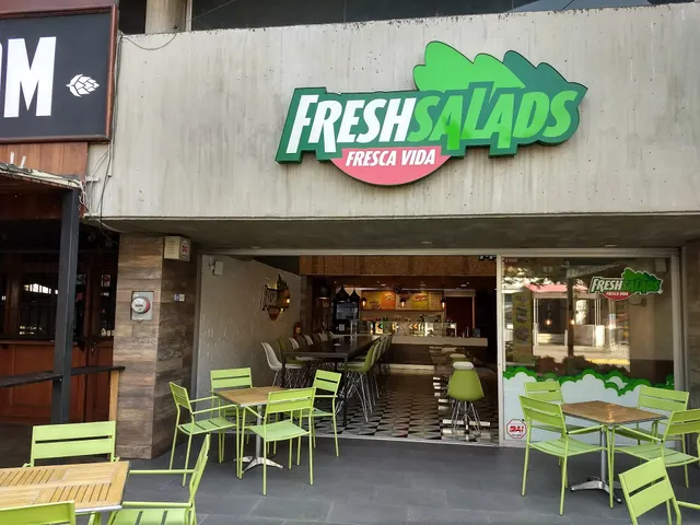Fresh Salads Vía Libertad